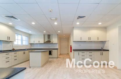 Villa - 4 Bedrooms - 4 Bathrooms for rent in Legacy Large - Legacy - Jumeirah Park - Dubai
