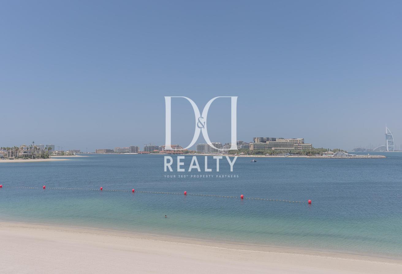 VACANT | Sea Views | Direct Beach Access photo 11