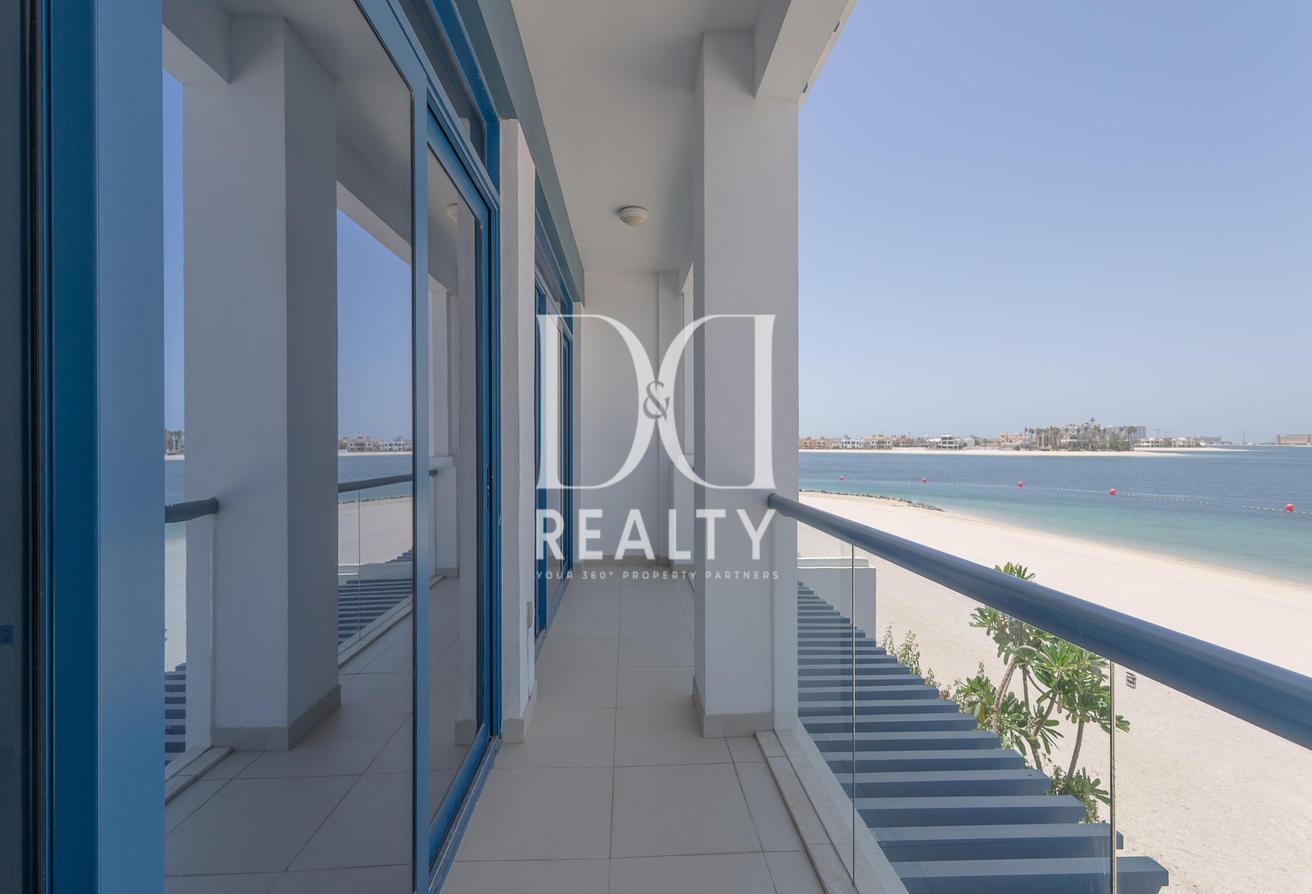 VACANT | Sea Views | Direct Beach Access photo 5