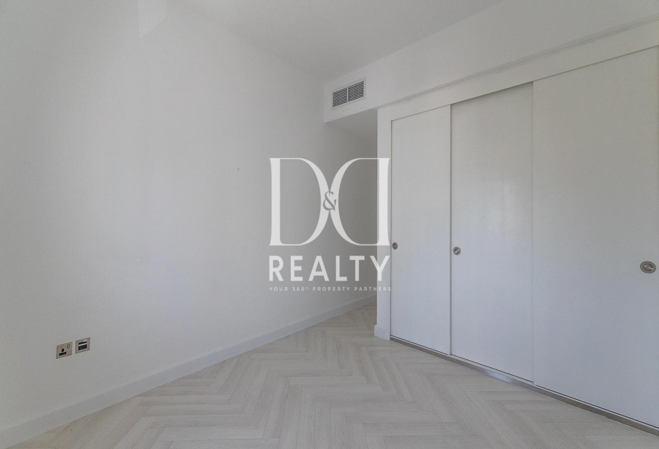 VACANT | Sea Views | Direct Beach Access photo 17