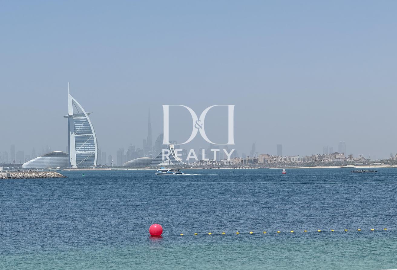 VACANT | Sea Views | Direct Beach Access photo 25