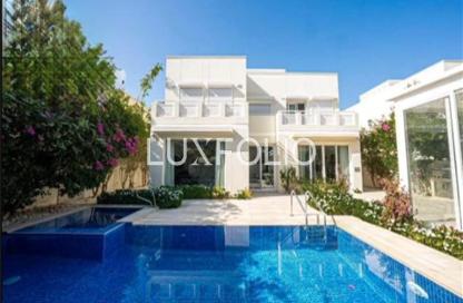 Villa - 4 Bedrooms - 4 Bathrooms for rent in Meadows 8 - Meadows - Dubai