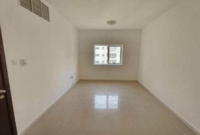 102006600 - Property Image 2