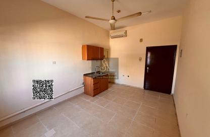 Apartment - Studio - 1 Bathroom for rent in Al Mowaihat 3 - Al Mowaihat - Ajman