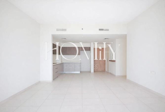 GREAT LOCATION | EMAAR | WITH PARK ACCESS photo 2