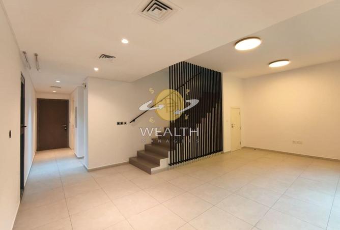 135141607 - Property Image 3