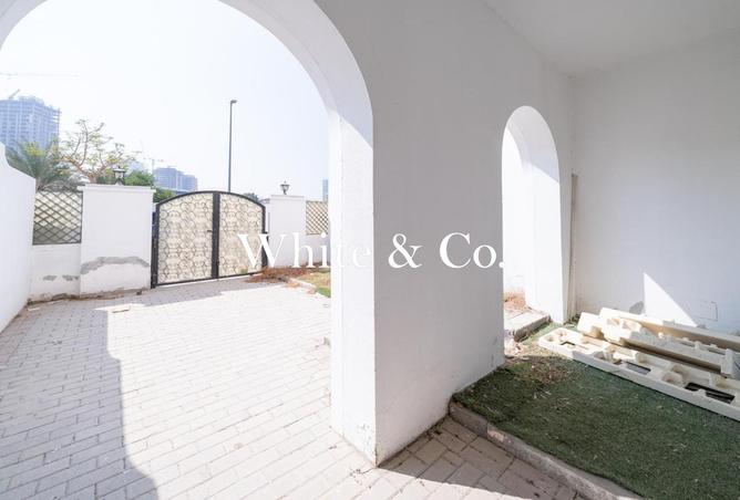 74598443 - Property Image 2