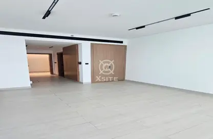 Apartment - 1 Bathroom for rent in Binghatti Azure - District 16 - Jumeirah Village Circle - Dubai