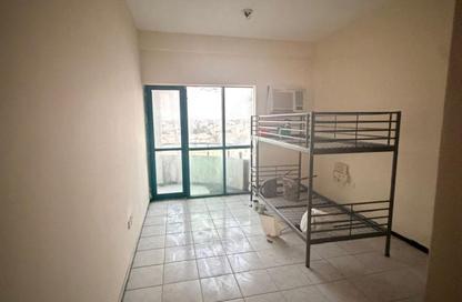 Apartment - 1 Bedroom - 2 Bathrooms for rent in Al Butina - Sharjah Apartment - 1 Bedroom - 2 Bathrooms for rent in Al Butina - Sharjah
