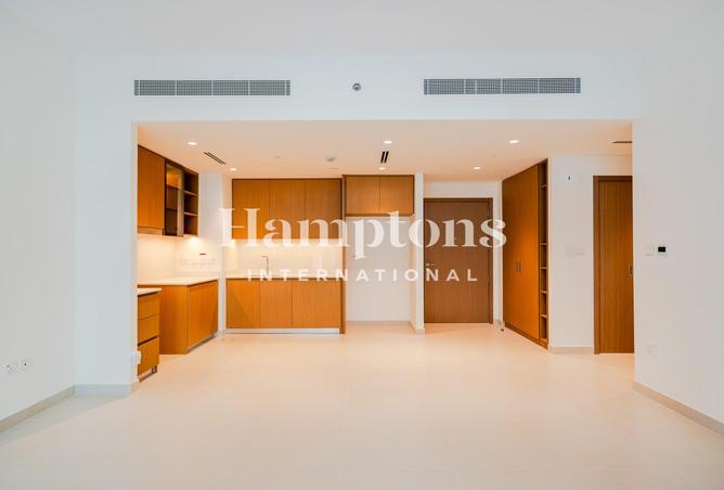 73121024 - Property Image 3