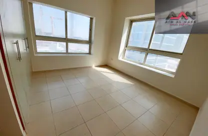 شقة - 2 غرف نوم - 2 حمامات للايجار في سندس ليلاك - مجمع دبي ريزيدنس - دبي لاند - دبي