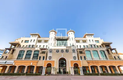 Retail - Studio for rent in Building 47 - Dubai Healthcare City - Bur Dubai - Dubai