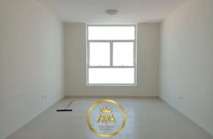 شقة - 2 غرف نوم - 3 حمامات للايجار في شارع التعاون الجديد - التعاون - الشارقة