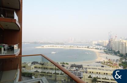 Apartment - 2 Bedrooms - 3 Bathrooms for rent in Sapphire - Tiara Residences - Palm Jumeirah - Dubai