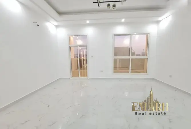 146012271 - Property Image 2