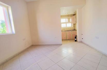 Apartment - Studio - 1 for rent in Muwaileh 3 Building - Muwaileh - Sharjah