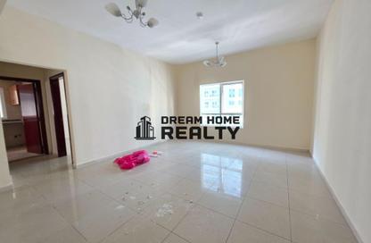Apartment - 1 Bedroom - 2 Bathrooms for rent in Hend Tower - Al Taawun Street - Al Taawun - Sharjah
