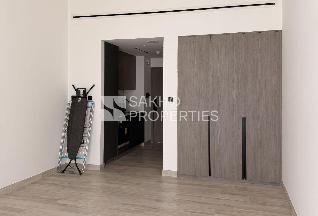 Equipped Kitchen | Boulevard View |Well maintained photo 6