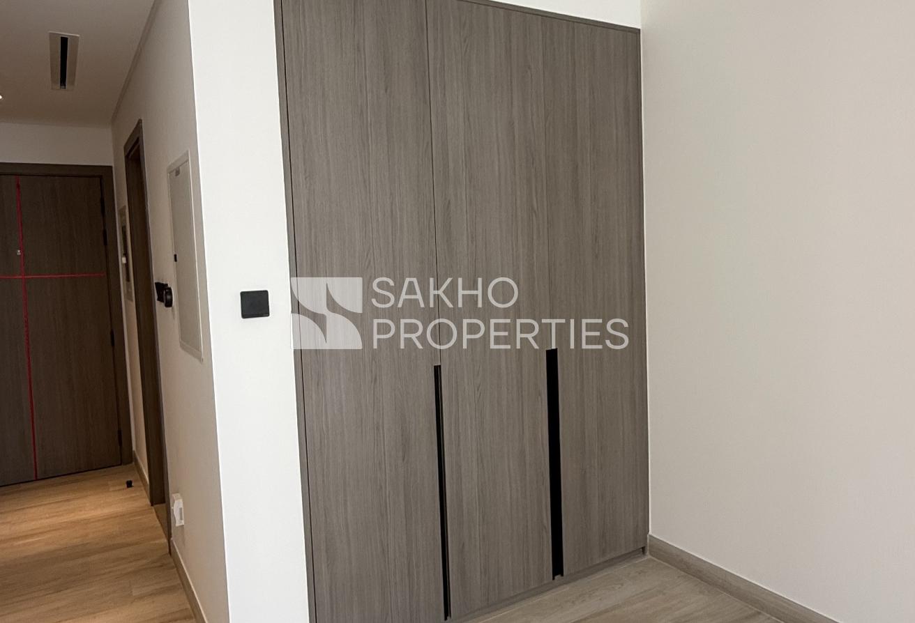 Equipped Kitchen | Boulevard View |Well maintained photo 7