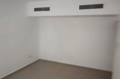 Apartment - 1 Bedroom - 2 Bathrooms for rent in Al Khan Corniche - Al Khan - Sharjah Apartment - 1 Bedroom - 2 Bathrooms for rent in Al Khan Corniche - Al Khan - Sharjah