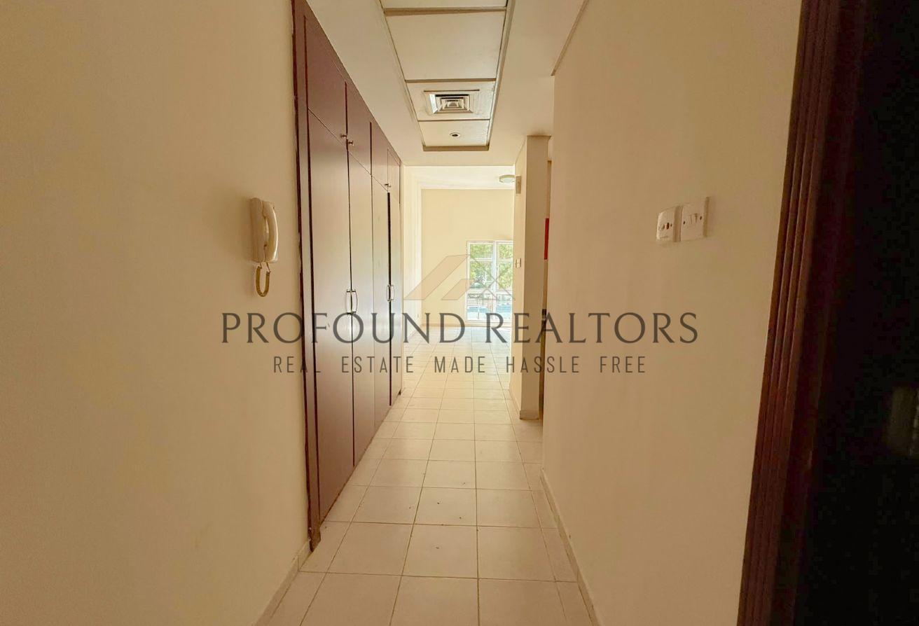 Spacious Studio | Building 69 I Reserved Parking photo 8