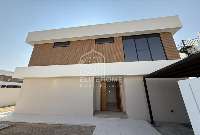 138761155 - Property Image 2