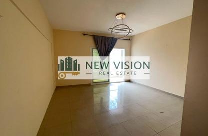 Apartment - 4 Bedrooms - 5 Bathrooms for rent in Al Mamzar - Al Mamzar - Sharjah - Sharjah