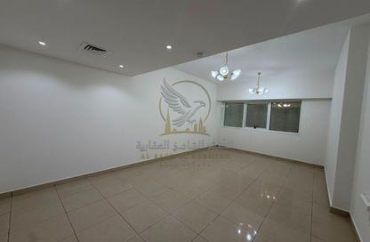 شقة - 2 غرف نوم - 2 حمامات للايجار في المجاز 2 - المجاز - الشارقة