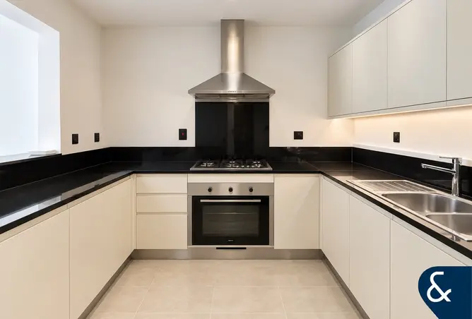 163254933 - Property Image 2