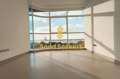 شقة - 3 غرف نوم - 4 حمامات للايجار في وايف تاور - شارع الكورنيش - أبوظبي