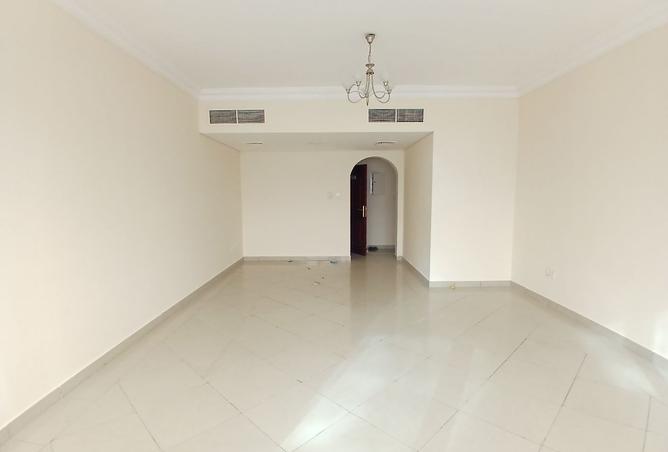 121552471 - Property Image 2