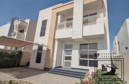 Villa - 4 Bedrooms - 5 Bathrooms for sale in Al Yasmeen 1 - Al Yasmeen - Ajman