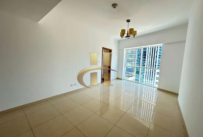 99132599 - Property Image 3