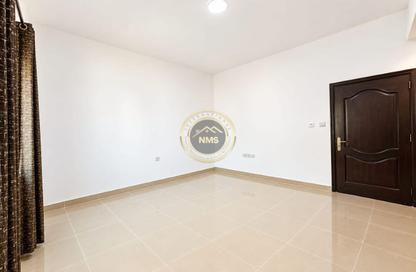 Apartment - Studio - 1 for rent in Al Mushrif - Abu Dhabi