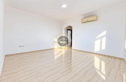 Apartment - Studio - 1 for rent in Al Mushrif - Abu Dhabi