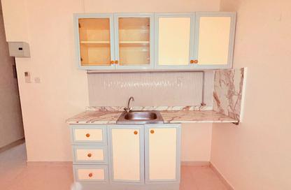 Apartment - Studio - 1 Bathroom for rent in Fire Station Road - Muwaileh - Sharjah