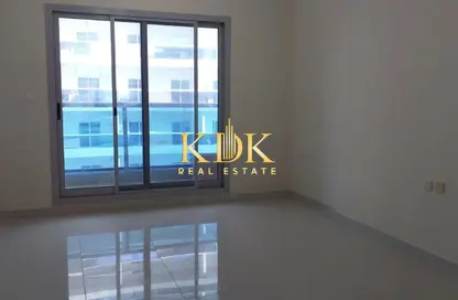 شقة - 1 حمام للايجار في مساكن النخبة رقم 5 - مساكن النخبة الرياضية - مدينة دبي الرياضية - دبي