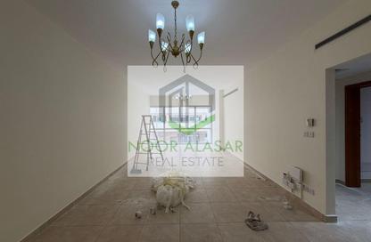 Apartment - 2 Bedrooms - 3 Bathrooms for rent in Mankhool Building - Mankhool - Bur Dubai - Dubai