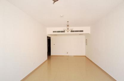 Apartment - 2 - 3 for rent in Muwaileh Commercial - Sharjah