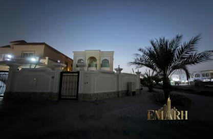 Villa - 5 Bedrooms - 6 Bathrooms for sale in Al Mowaihat 2 - Al Mowaihat - Ajman