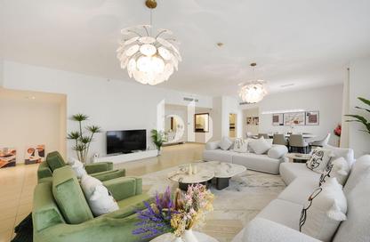 Apartment - 4 Bedrooms - 5 Bathrooms for sale in Sadaf 2 - Sadaf - Jumeirah Beach Residence - Dubai