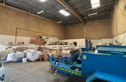 Warehouse - Studio for rent in Dubai Investment Park (DIP) - Dubai