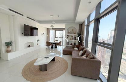 Apartment - 2 - 3 for sale in Paramount Tower Hotel  and  Residences - Business Bay - Dubai