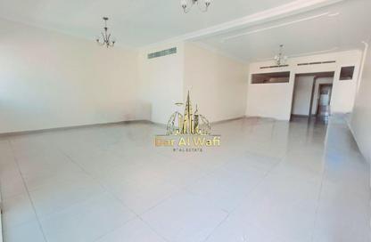 Apartment - 3 Bedrooms - 4 Bathrooms for rent in Street 64 - Al Nahda - Sharjah