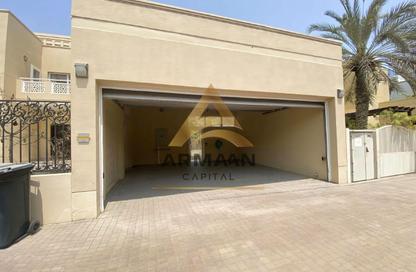 Villa - 5 Bedrooms - 5 Bathrooms for rent in Meadows 2 - Meadows - Dubai