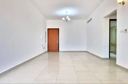 Apartment - 2 Bedrooms - 2 Bathrooms for rent in Bonnington Tower - JLT Cluster J - Jumeirah Lake Towers - Dubai