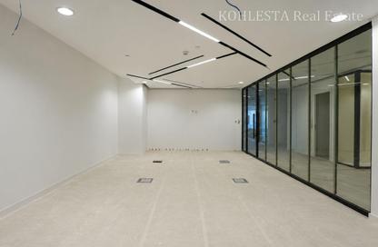 Half Floor - Studio - 1 Bathroom for rent in Conrad Commercial Tower - Sheikh Zayed Road - Dubai