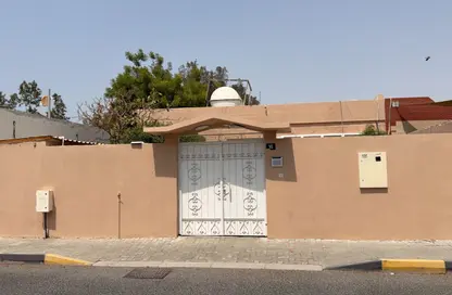 فيلا - 5 غرف نوم - 3 حمامات للبيع في ضاحية الرقة - الشارقة فيلا - 5 غرف نوم - 3 حمامات للبيع في ضاحية الرقة - الشارقة