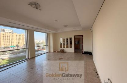 Apartment - 2 Bedrooms - 2 Bathrooms for rent in Emaar Tower B - Emaar Towers - Deira - Dubai Apartment - 2 Bedrooms - 2 Bathrooms for rent in Emaar Tower B - Emaar Towers - Deira - Dubai