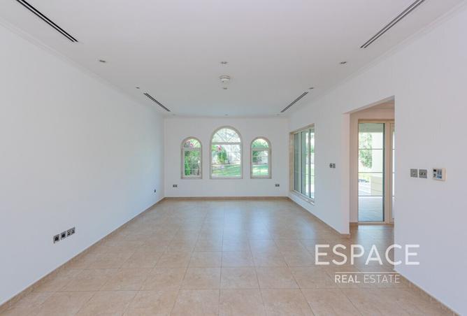 139224001 - Property Image 2